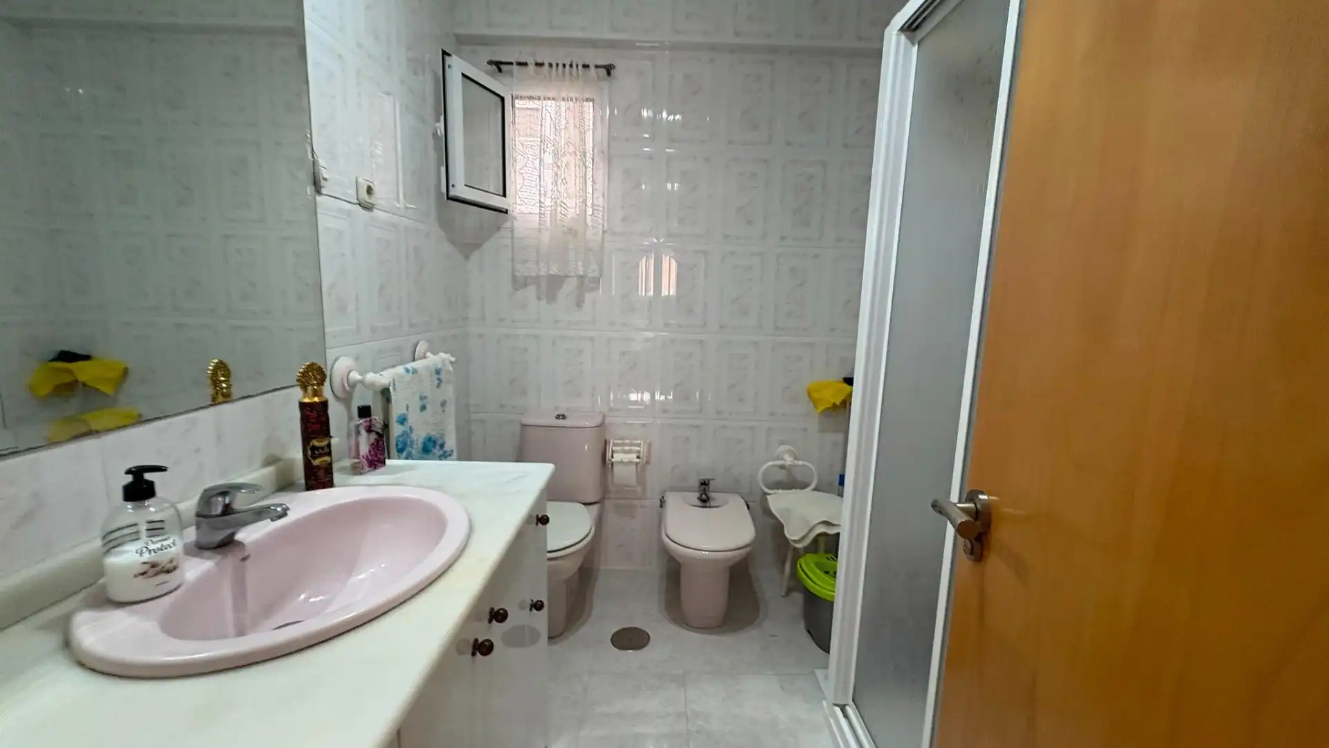 Baño de Piso en venta en Málaga con Aire acondicionado, Terraza y Amueblado