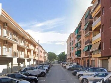 Pis amb balcó en venda a Calle GIRONA