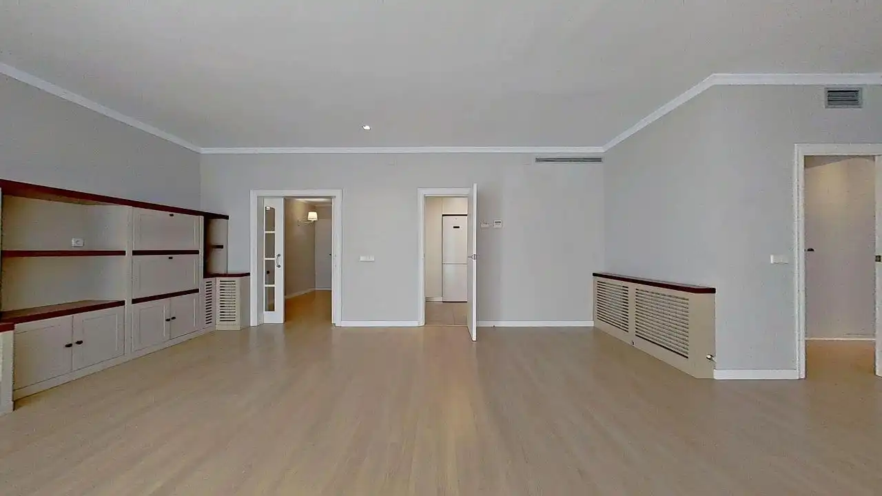 Piso en venta en Barcelona con Aire acondicionado, Calefacción y Amueblado