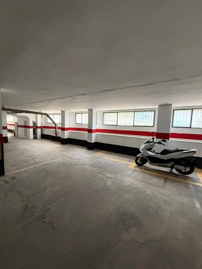 Parkplatz von Garage zur Miete in Alboraya mit Alarm