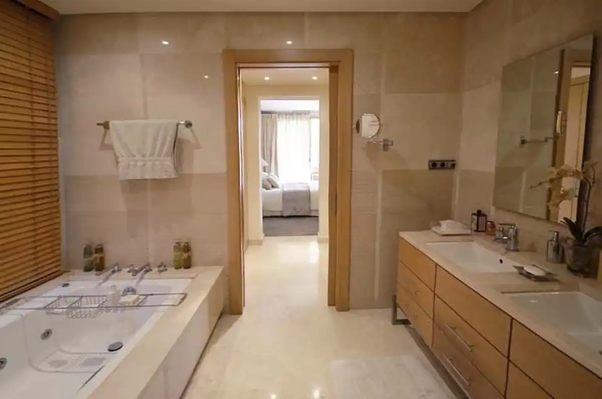 Apartamento con piscina en venta en Avenida Buchinger, imagen 12