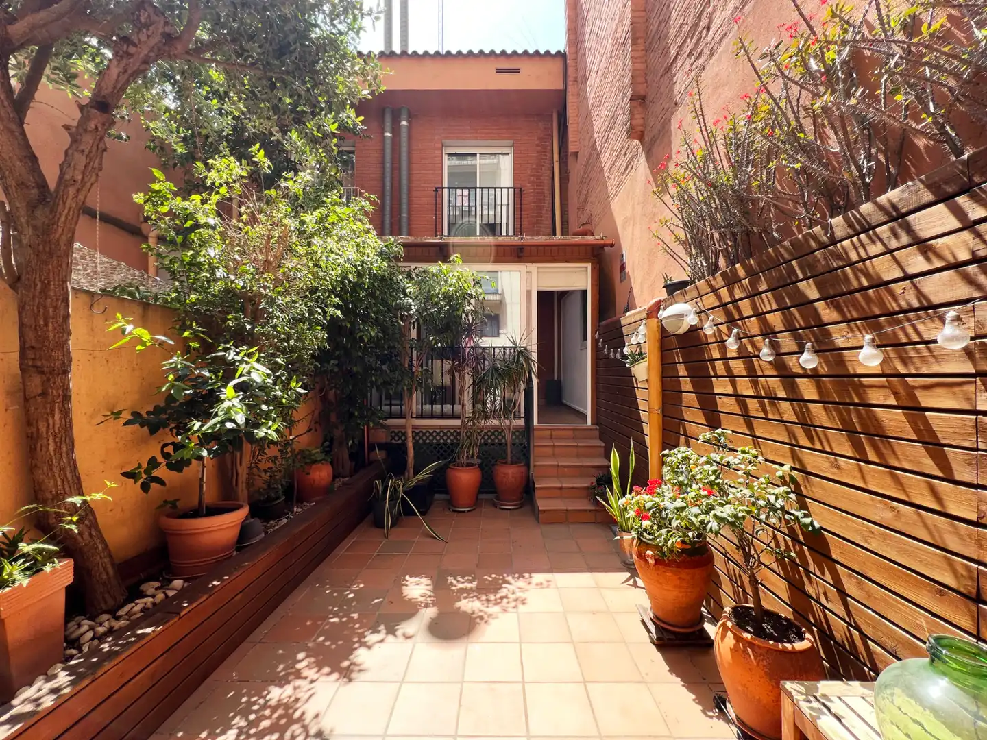 Casa a schiera con giardino in vendita a Passatge de Còrsega 16, imagen 25