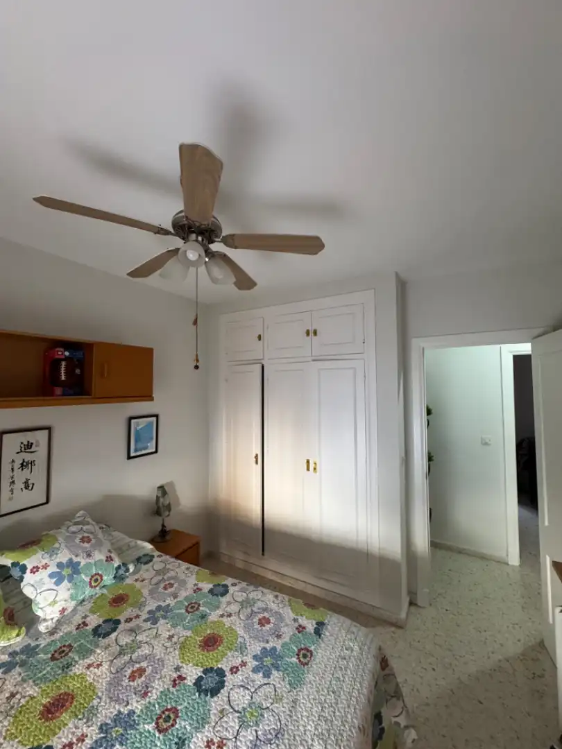 Habitación de Casa adosada en venta en Centro - Calzada - Cabo Noval