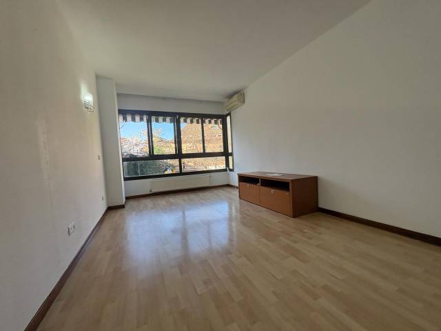 Piso en Alquiler en Cuevas De La Barrera en Casco Antiguo Norte