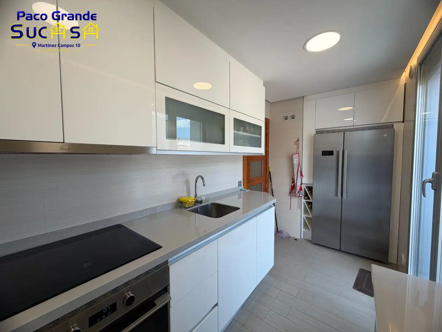 Kitchen of Flat for rent in Granada  with Air Conditioner, Heating and Parquet flooring