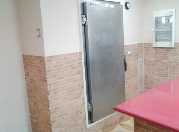 Cuina de Local en venda en Montcada i Reixac amb Aire condicionat