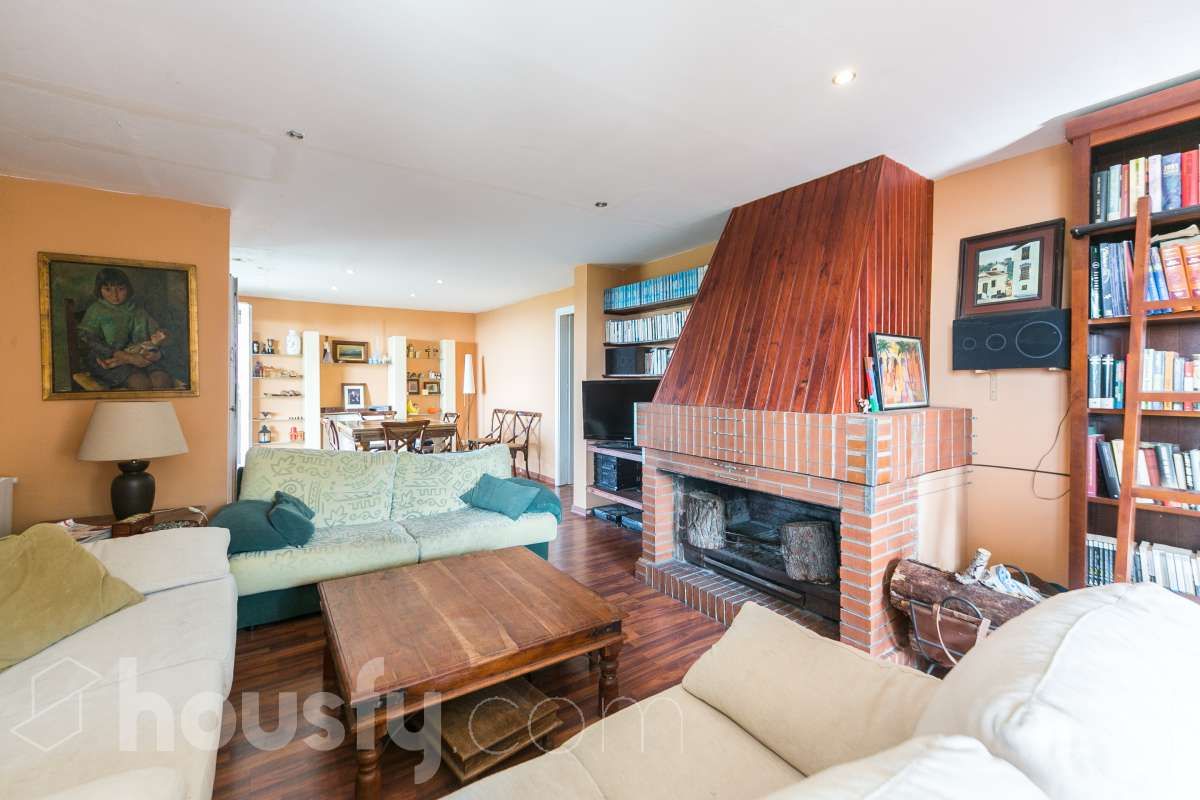 Living room of House or chalet for sale in La Llacuna  with Heating, Private garden and Parquet flooring