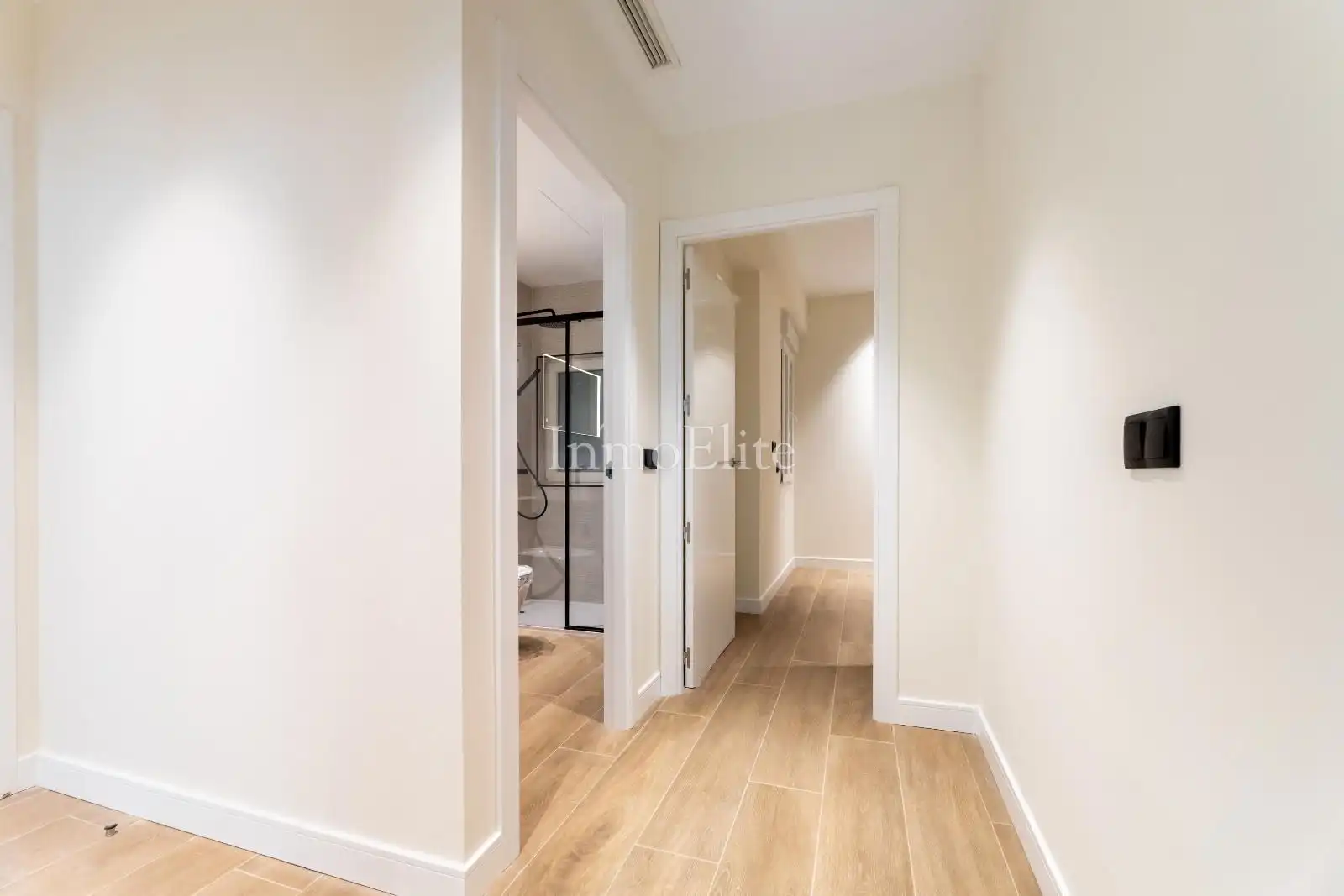 Flat with lift for sale in Diego de León, imagen 29