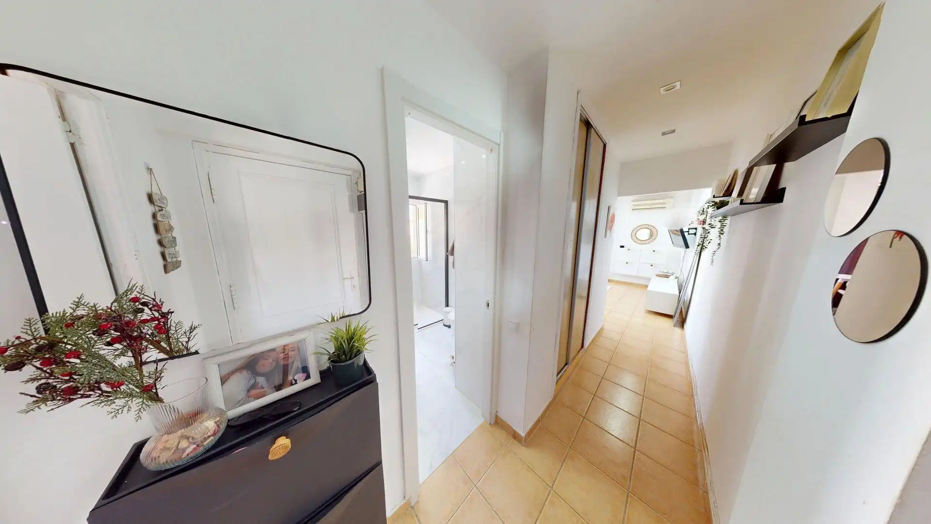 Flat for sale in Benalmádena  with Air Conditioner, Swimming Pool and Furnished