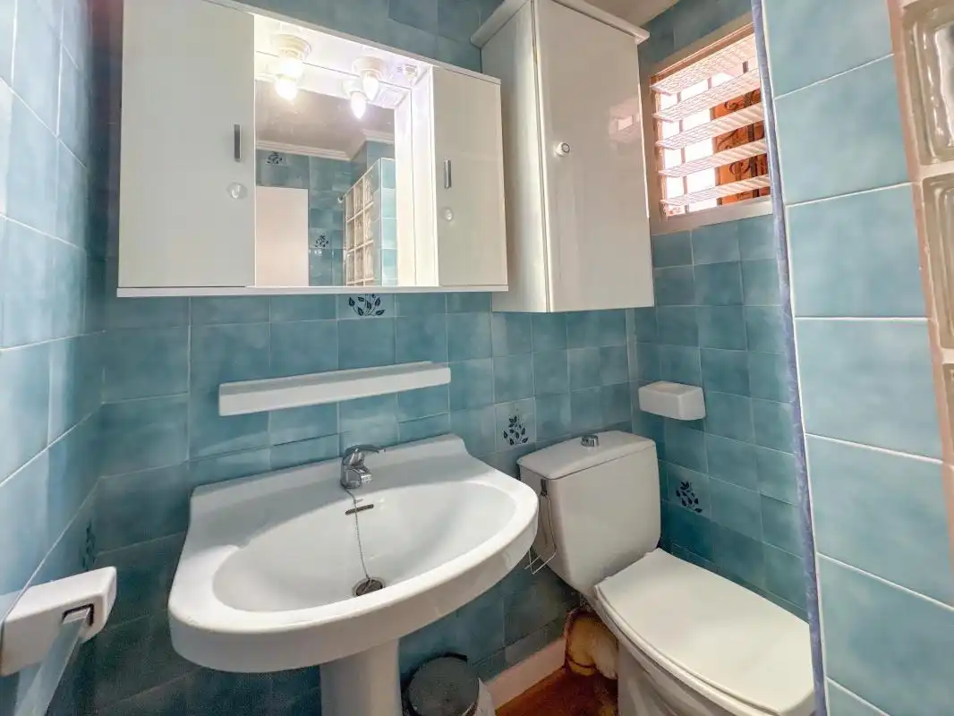 Badezimmer von Country house zum Verkauf in Beniarbeig mit Klimaanlage, Heizung und Terrasse