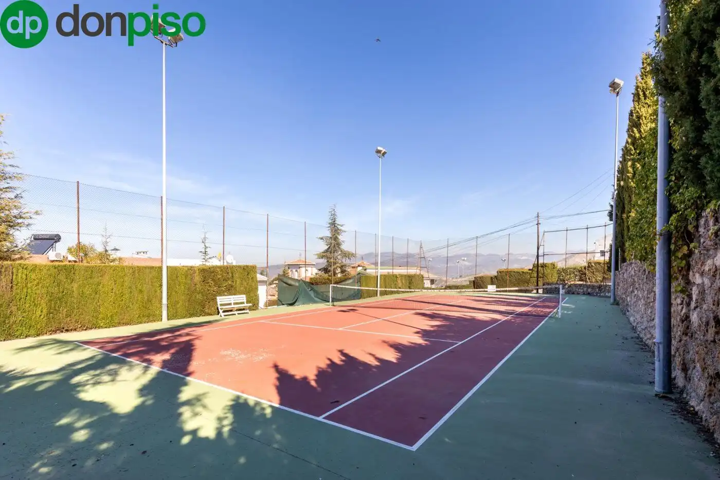 Villa mit Terrasse zum Verkauf in Avenida BERMEJALES DE LOS, imagen 4