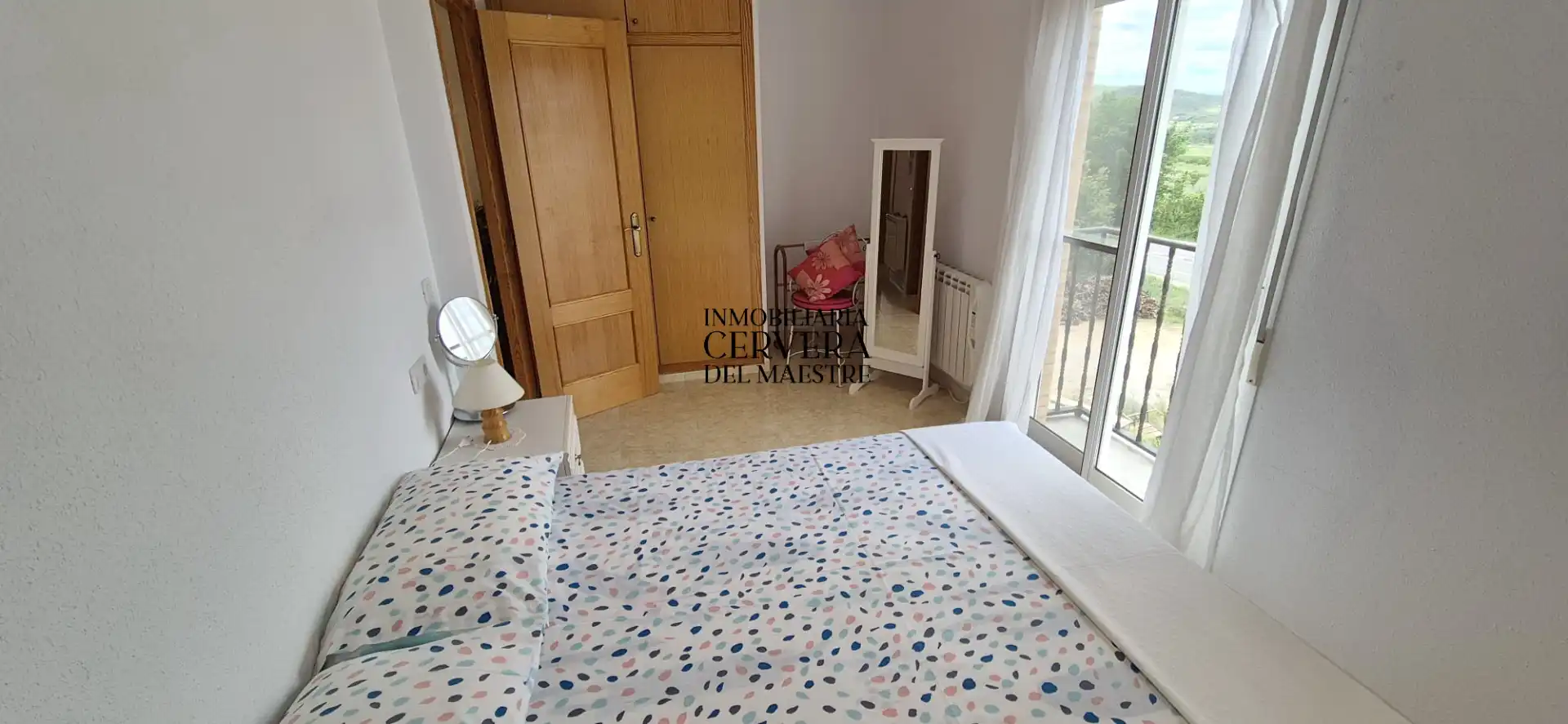Dormitori de Casa adosada en venda en La Salzadella amb Aire condicionat, Calefacció i Jardí privat