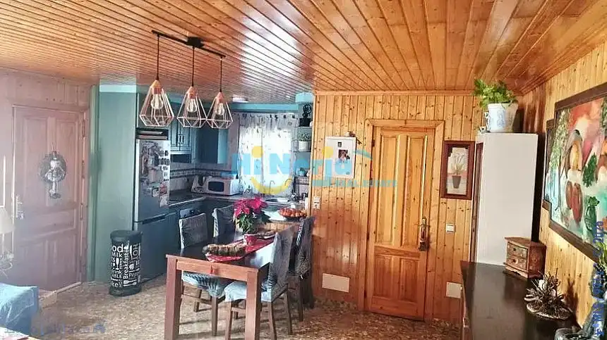 Cuina de Casa o xalet en venda en Vélez-Málaga amb Terrassa, Traster i Moblat