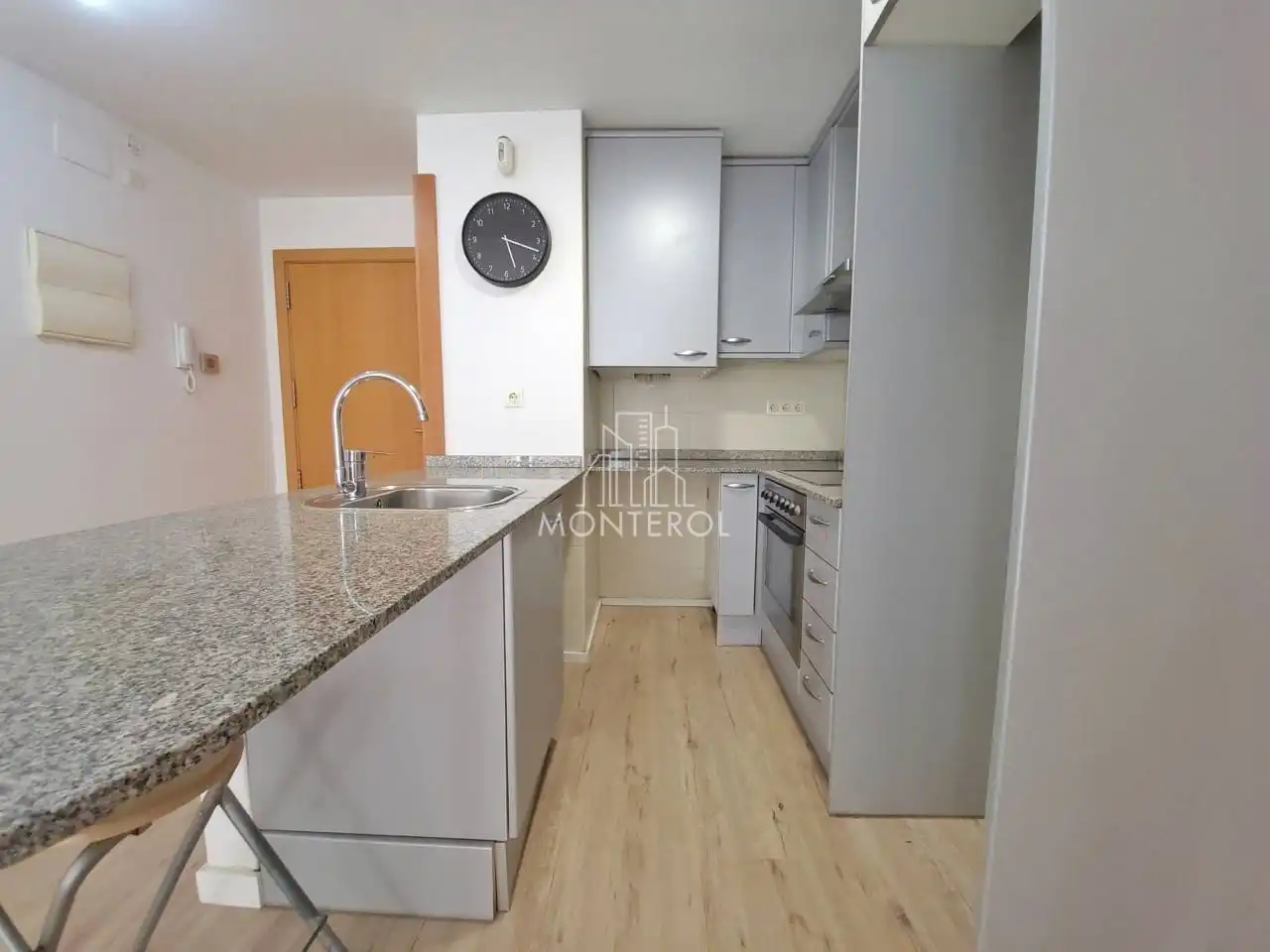 Cocina de Piso en venta en Sabadell con Aire acondicionado, Calefacción y Piscina comunitaria