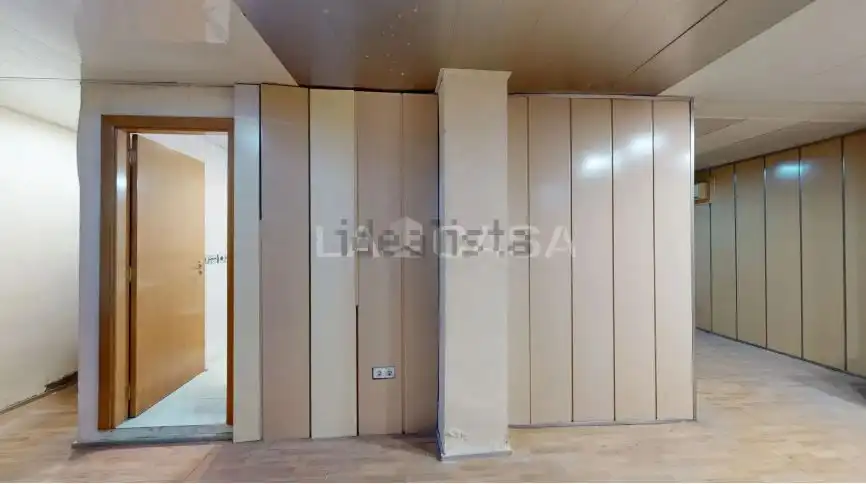 Local comercial en venda a Camins al Grau, imagen 6