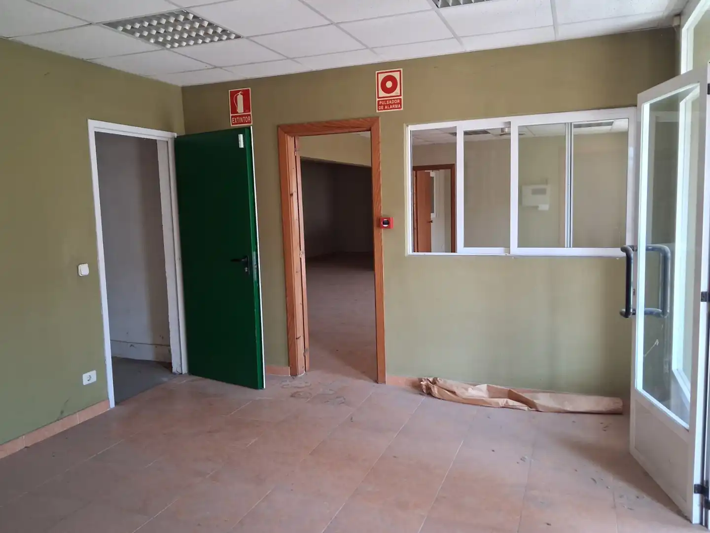Nave industrial in vendita a Avenida Rodel, imagen 4