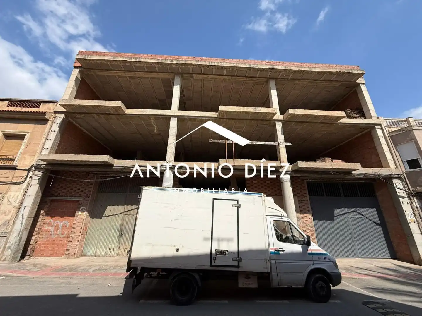 Edifici en venda en Aspe