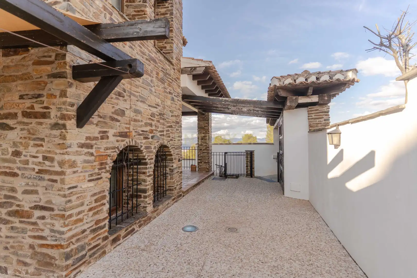 Terraza de Casa o chalet en venta en La Zubia con Aire acondicionado, Jardín privado y Trastero