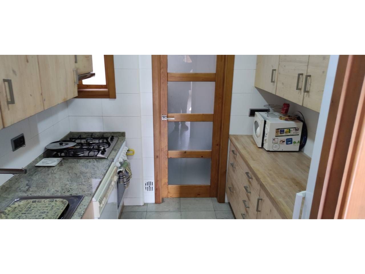 Cuina de Pis en venda en Sabadell amb Jardí privat