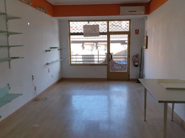 Local comercial en venda a Avenida Ejercito 3-1ª