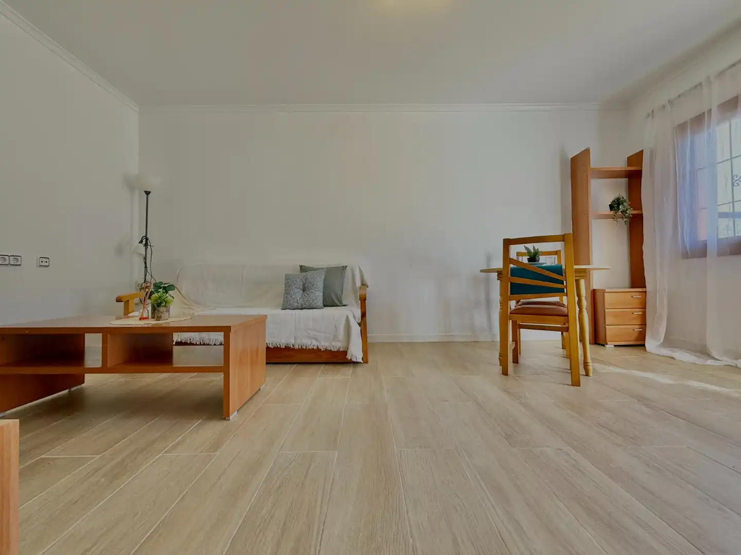 Sala d'estar de Casa o xalet en venda en San Pedro del Pinatar amb Jardí privat, Terrassa i Traster