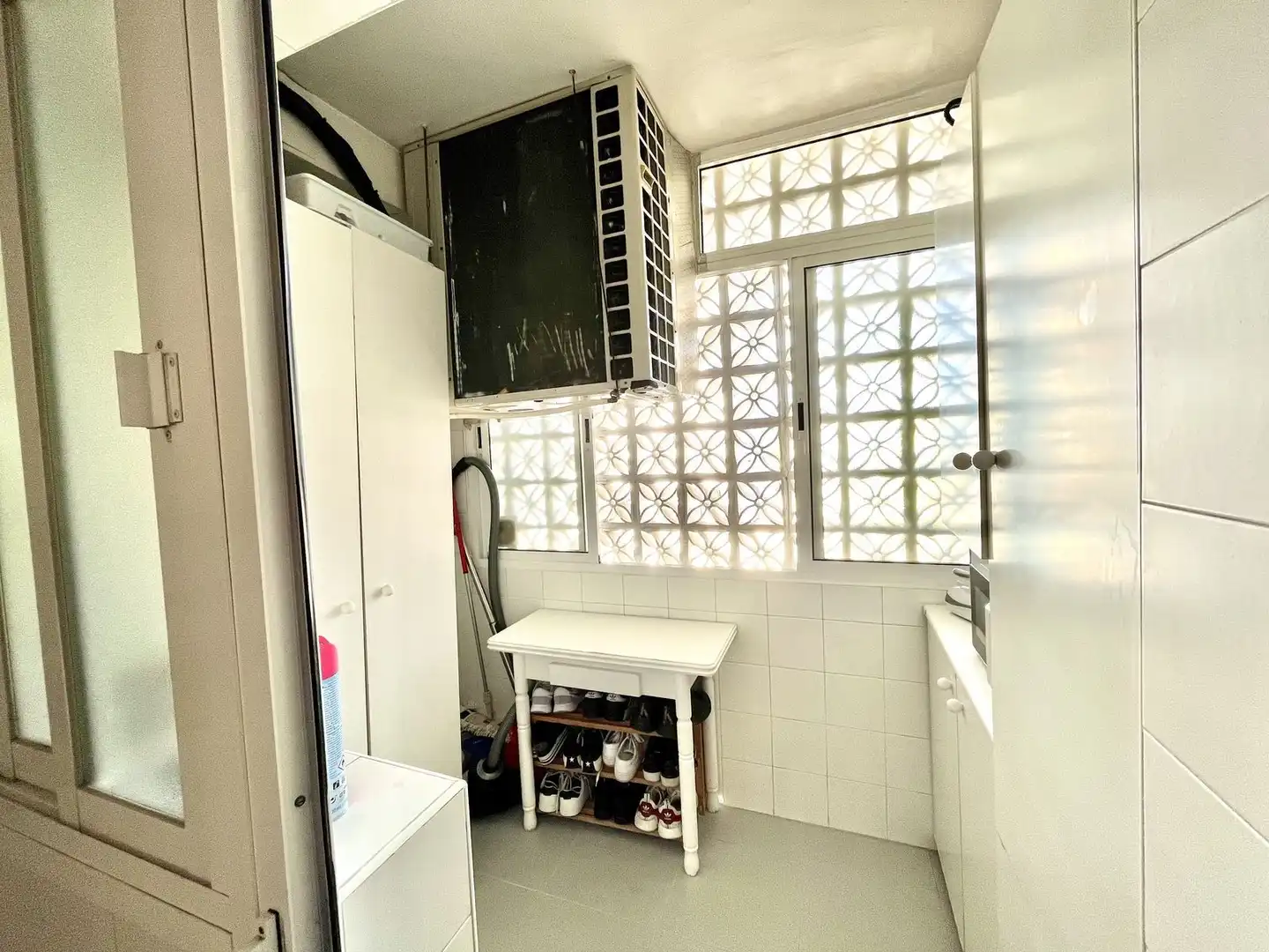 Habitación de Dúplex en venta en Marbella con Aire acondicionado, Trastero y Piscina comunitaria