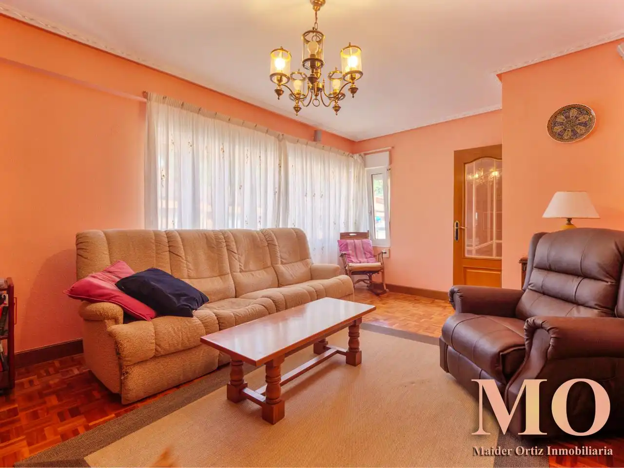 Sala de estar de Piso en venta en Bergara con Calefacción, Terraza y Trastero