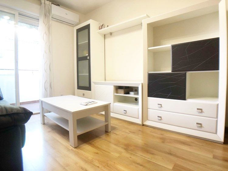 Flat to rent in Calle de Jaime Vera, Puerta del Ángel