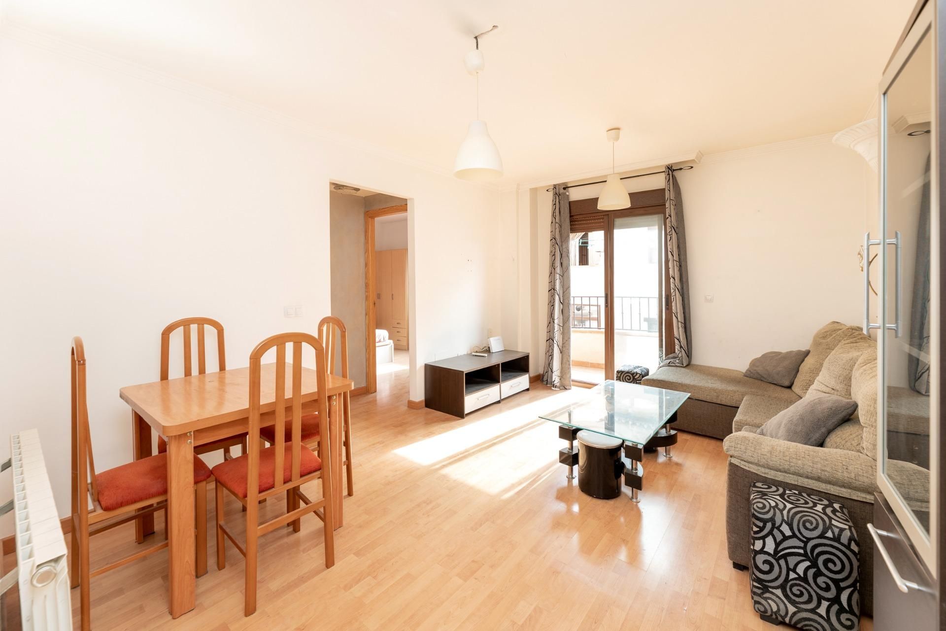 Sala de estar de Piso en venta en Atarfe con Aire acondicionado, Calefacción y Trastero