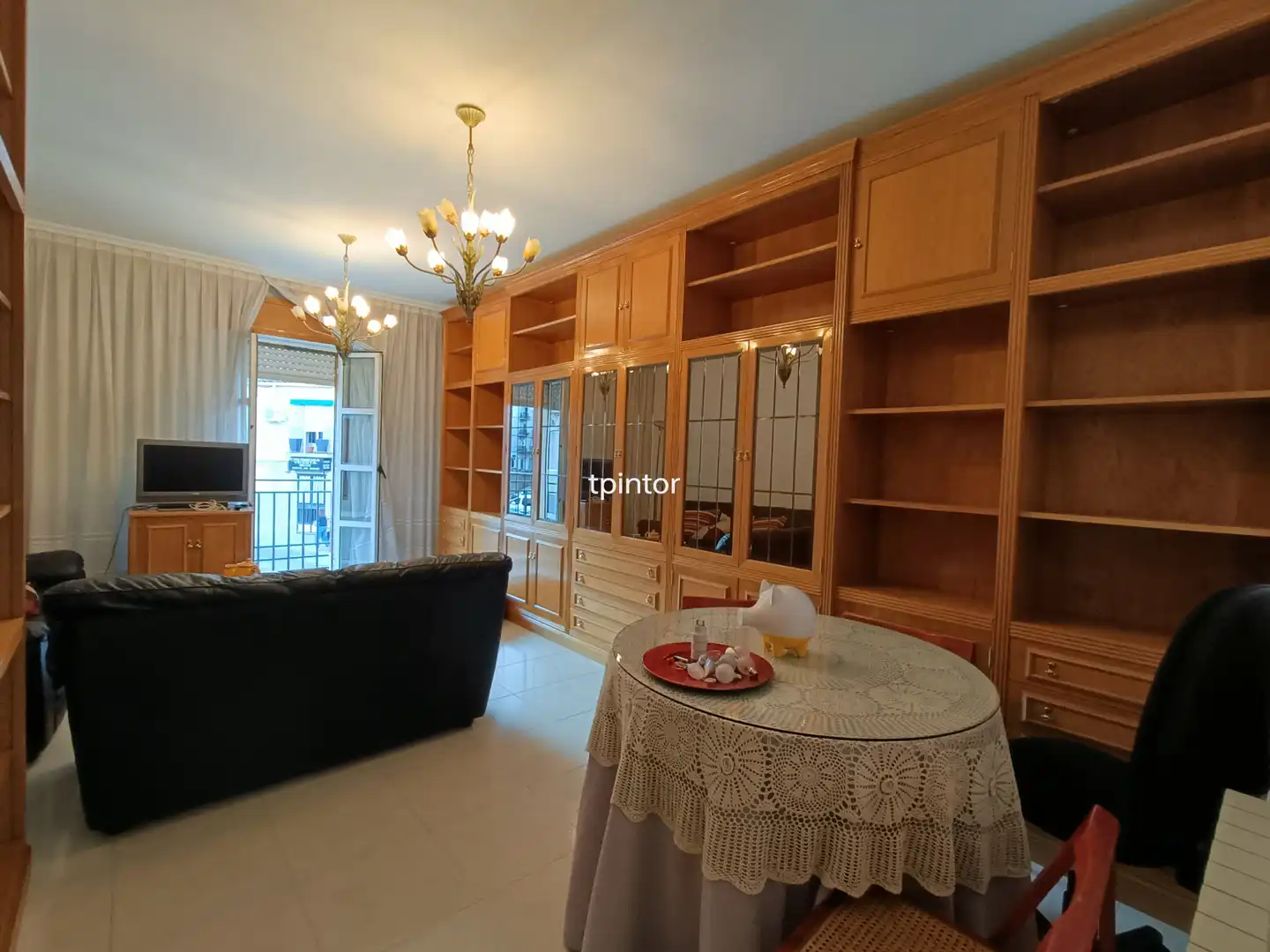 Living room of Flat for rent in Cáceres  with Air Conditioner, Heating and Private garden