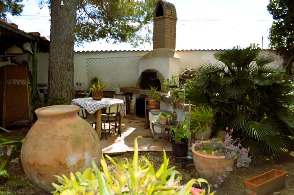 Jardí de Casa o xalet en venda en Orihuela amb Aire condicionat, Calefacció i Jardí privat