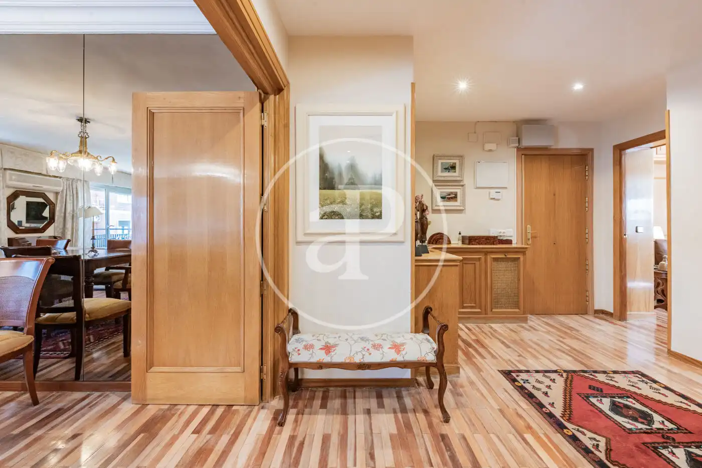 Piso en venta en C. de Pechuán, Ciudad Jardín