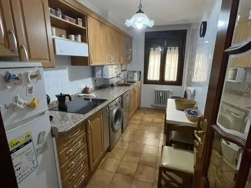 Cocina de Piso en venta en Palencia Capital con Balcón