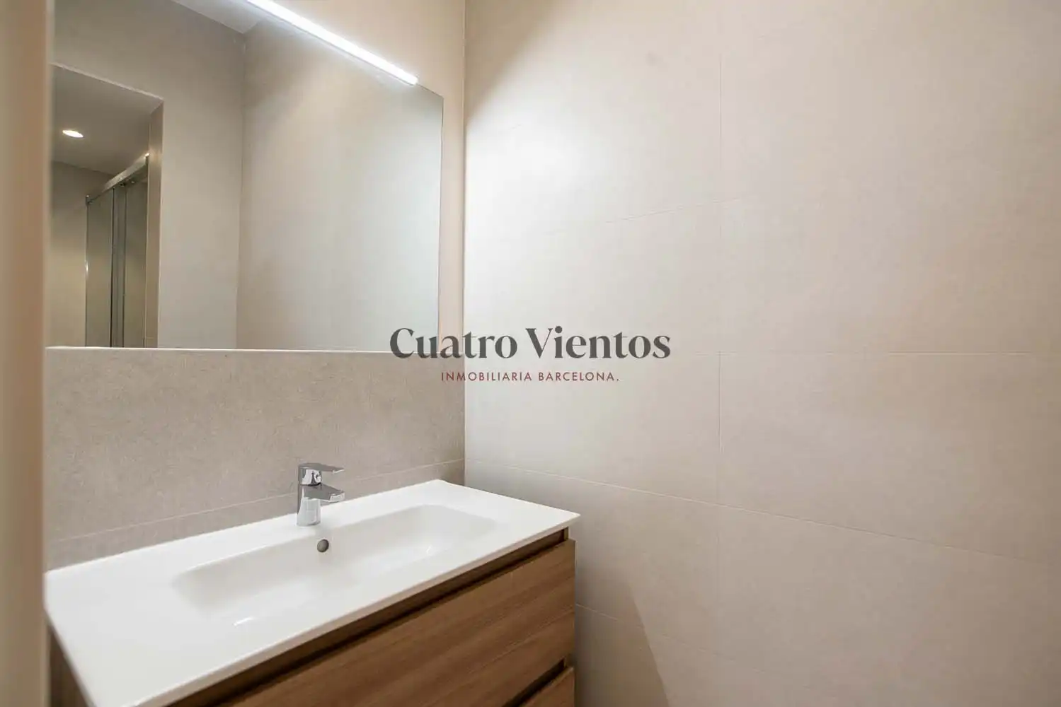 Baño de Piso en venta en Barcelona con Aire acondicionado, Calefacción y Parquet