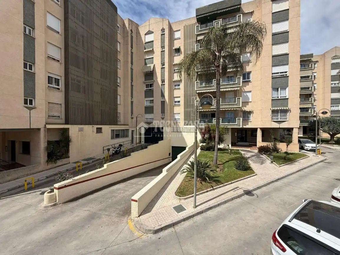 Vista exterior de Piso en venta en Málaga con Aire acondicionado y Terraza