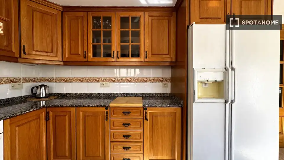 Kitchen of Flat for rent in Valencia  with Air Conditioner, Heating and Furnished