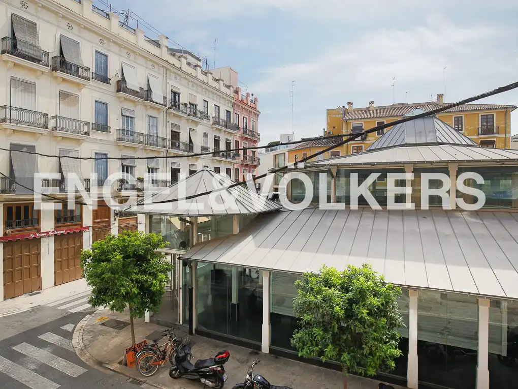 Vista exterior de Pis de lloguer en Valencia amb Aire condicionat, Calefacció i Moblat