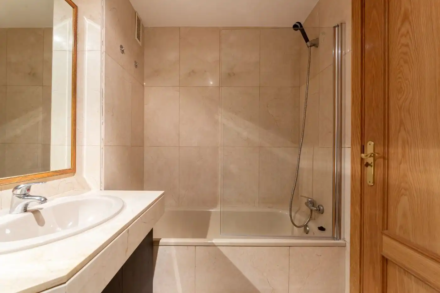 Flat for rent in Calle AURORA, Estación - Centro