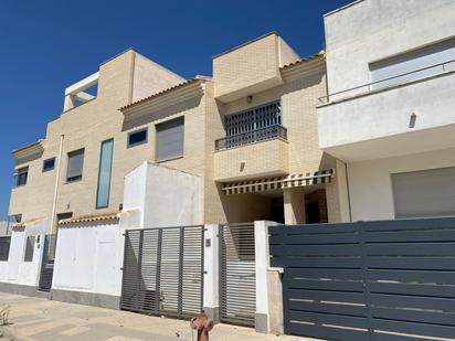 Vista exterior de Casa o xalet en venda en Dolores amb Aire condicionat, Calefacció i Terrassa