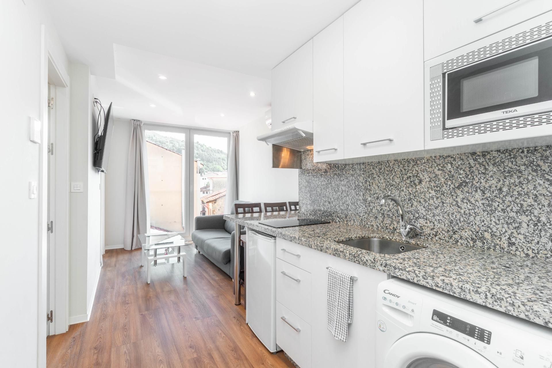 Kitchen of Building for sale in Cangas de Onís