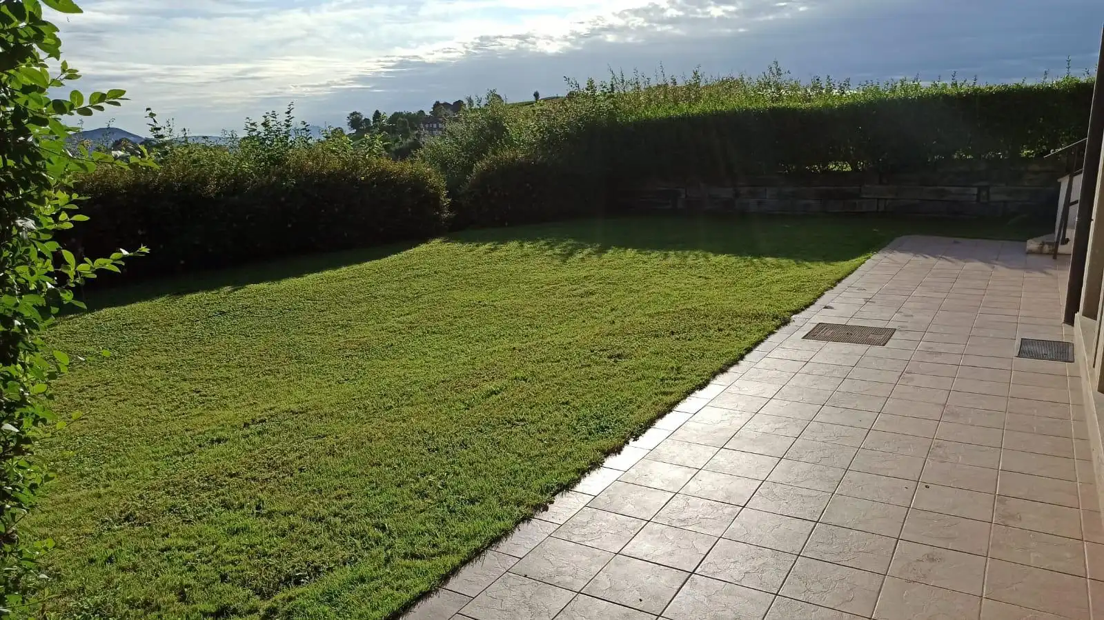 Garten von Einfamilien-Reihenhaus zum Verkauf in Aia mit Heizung, Privatgarten und Terrasse