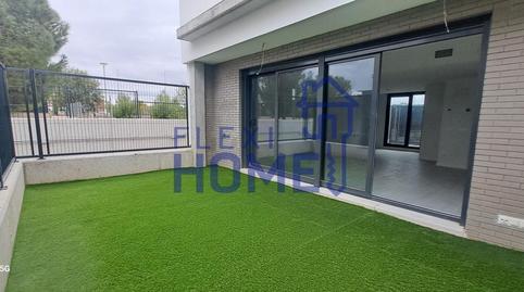 Foto 2 de Casa adosada en venta en Calle Valle del Navalmedio, Fresnos I y II, Torrejón de Ardoz