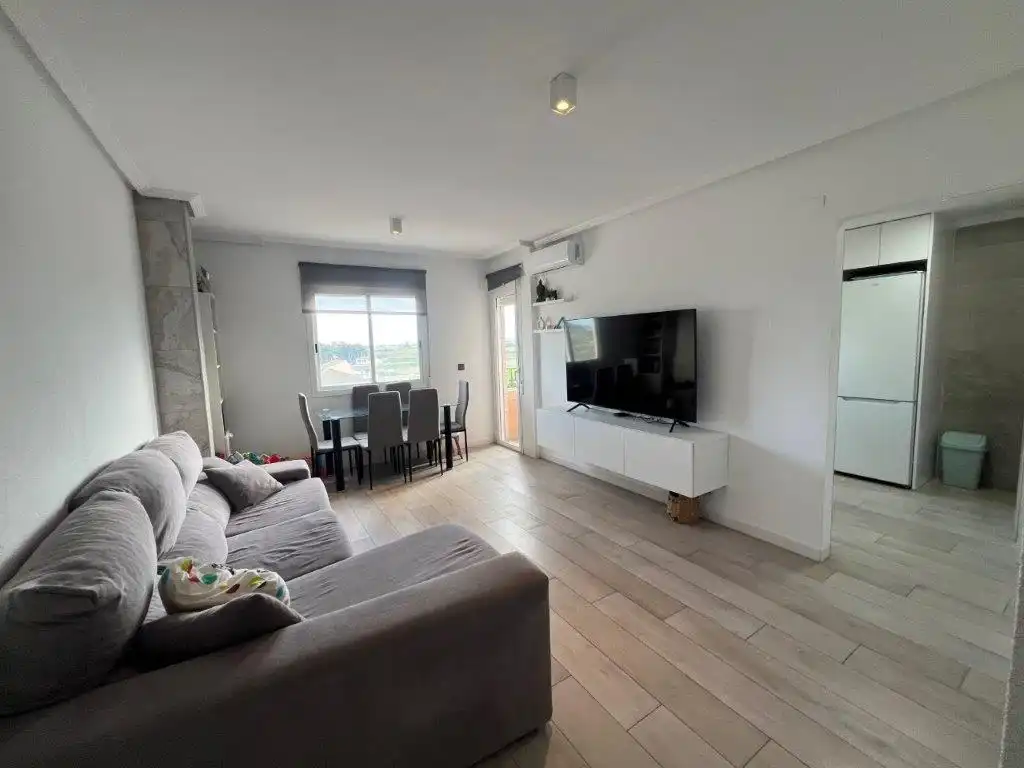Living room of Flat for sale in Dolores  with Air Conditioner, Terrace and Furnished