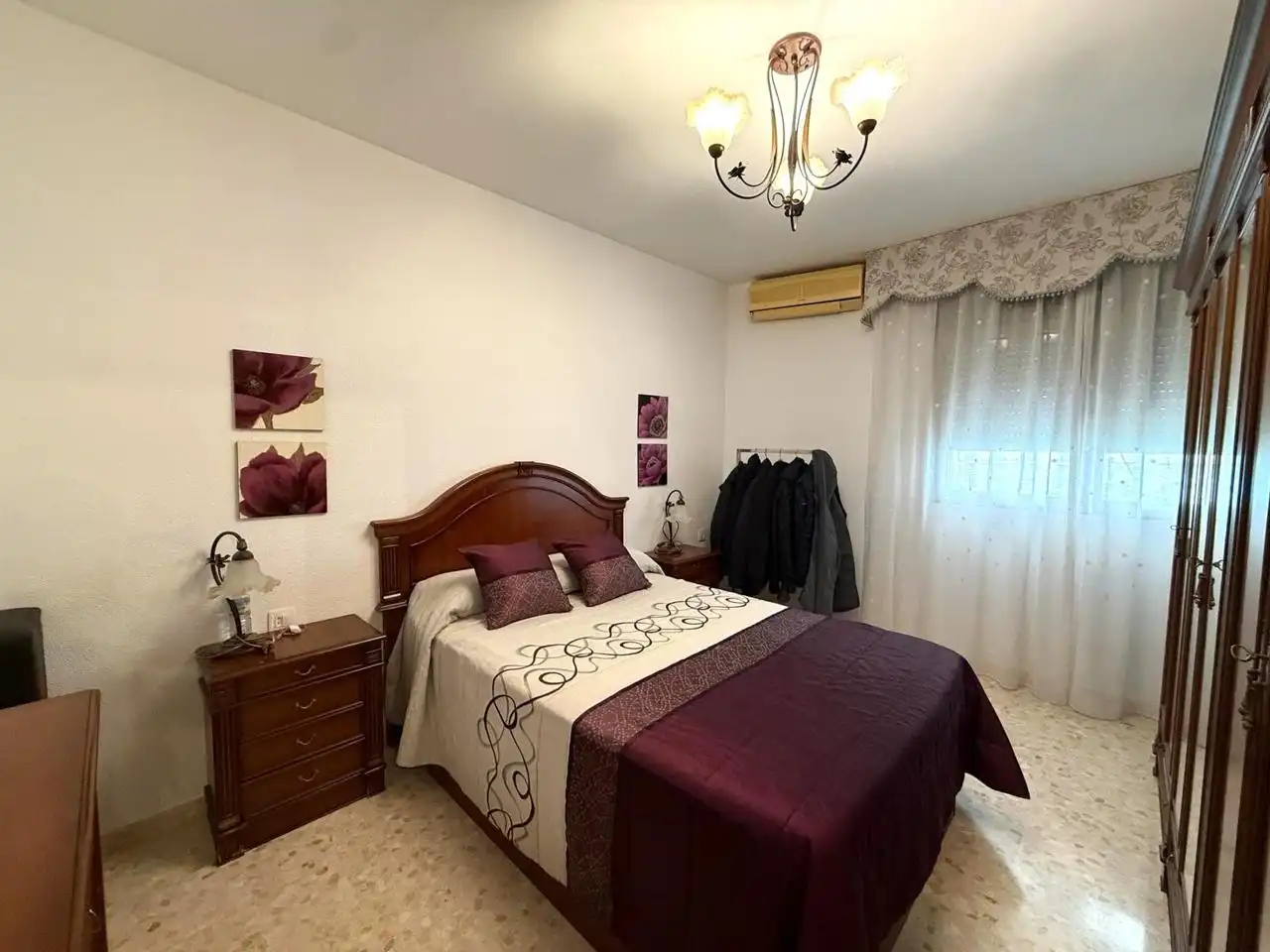 Habitación de Piso en venta en Almendralejo con Aire acondicionado y Amueblado