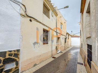 Maison à vendre à Oria
