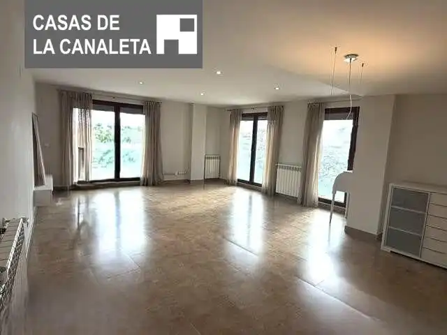 Flat for rent in La Constitución - Canaleta