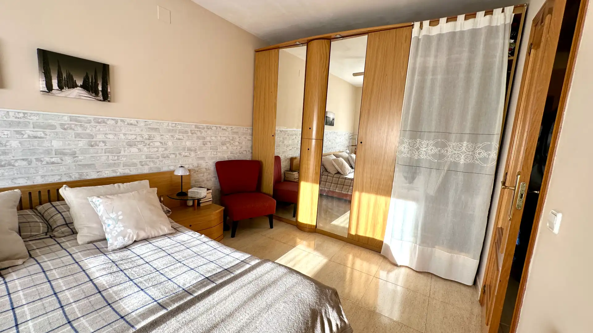 Dormitori de Casa o xalet en venda en Rubí amb Aire condicionat, Calefacció i Jardí privat