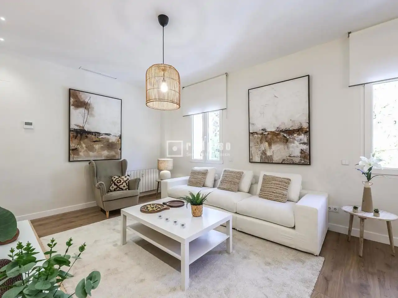 Living room of Flat for sale in Madrid  with Air Conditioner, Heating and Terrace