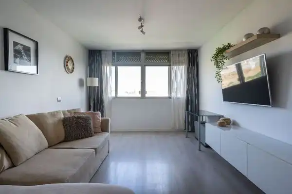 Flat for rent in Carretera de los Tarahales, 59, Los Tarahales - La Paterna