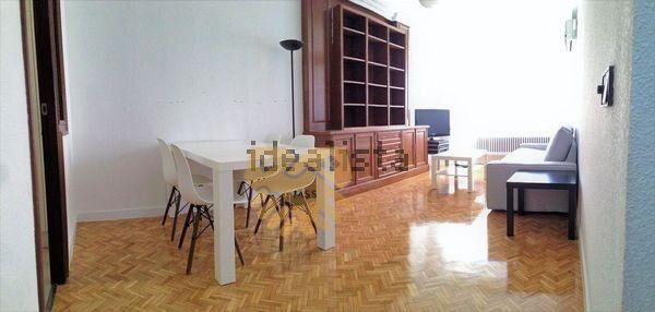 Living room of Flat to rent in Salamanca Capital  with Air Conditioner, Terrace and Balcony